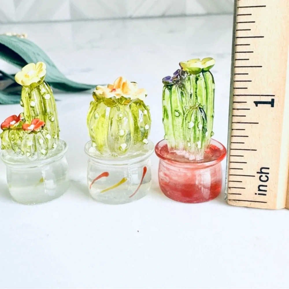Adorable Mini Cactus Acrylic Painted Potted Succulents Home Decor Ornaments - Picture 8 of 8